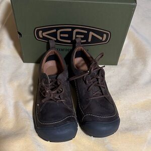 Keen Women’s Chocolate Brown Sneakers
